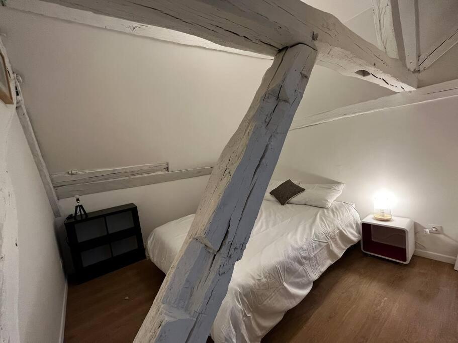 בורז'ה Superbe Appartement Centre Ville מראה חיצוני תמונה